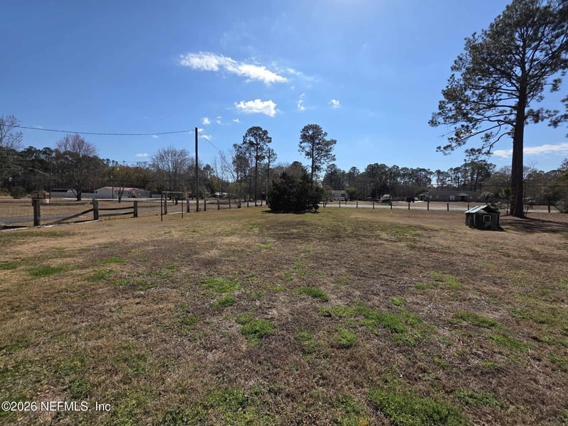 16517 Village Green Dr, Jacksonville, FL 32234