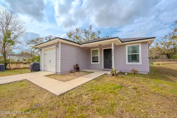 546 Monty Ln, Jacksonville, FL 32225