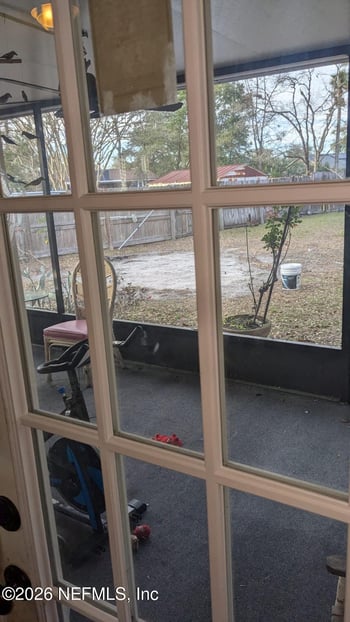 6513 Sierra Dr, Jacksonville, FL 32244