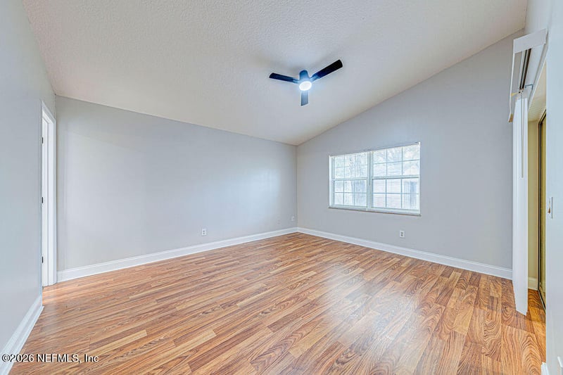 40021 Parkinsonia St, Lady Lake, FL 32159