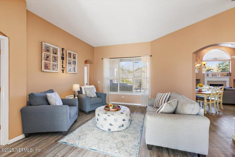 1858 Sentry Oak Ct, Fleming Island, FL 32003