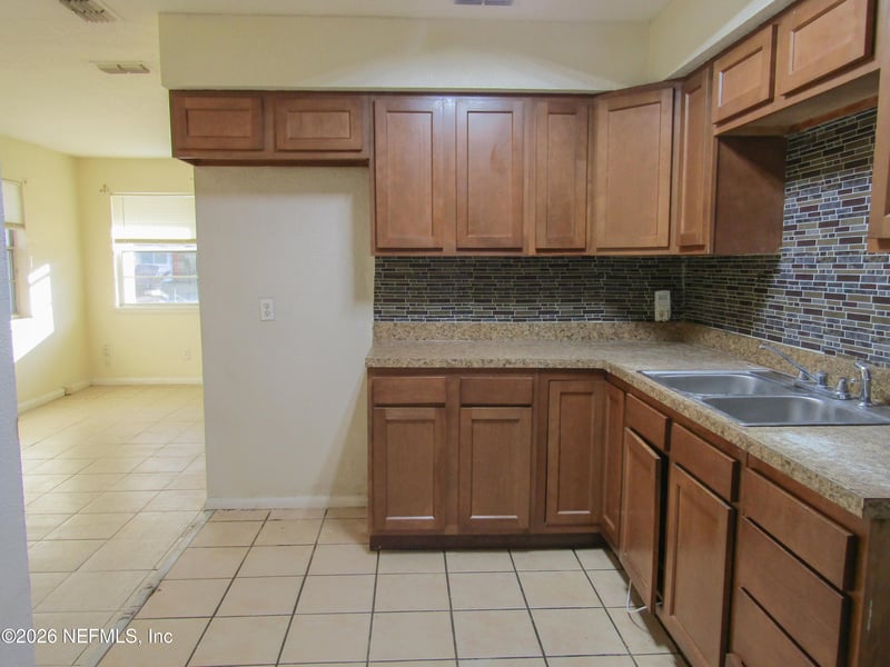 9130 Spottswood Rd, Jacksonville, FL 32208