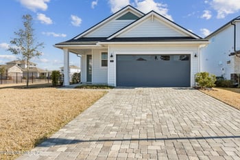 290 Creekmore Dr, St Augustine, FL 32092