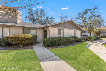7623 Baymeadows Cir #2024, Jacksonville, FL 32256
