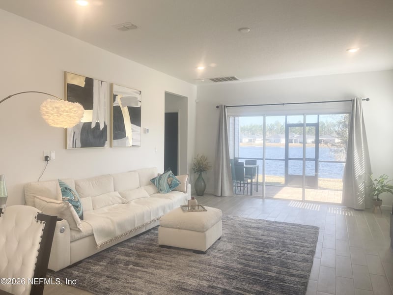 552 Lake Sinclair St, St Augustine, FL 32084