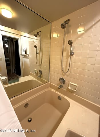 8062 Loch Lomond Ln, Jacksonville, FL 32244