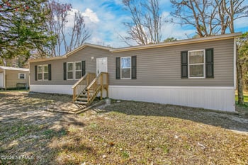 69 Azalea Ave, Middleburg, FL 32068