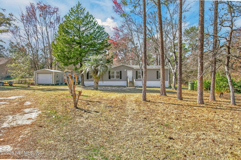 69 Azalea Ave, Middleburg, FL 32068