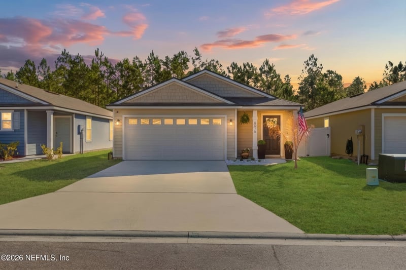 6015 Bucking Bronco Dr, Jacksonville, FL 32234