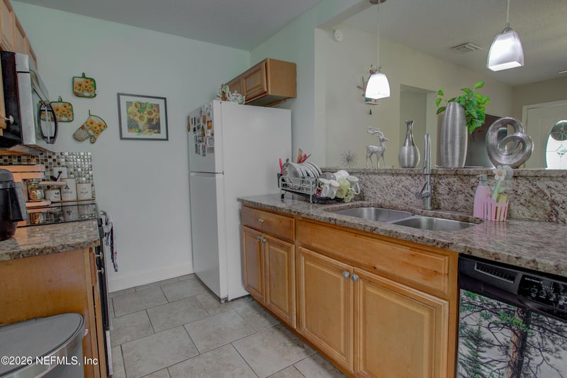 6232 Spring Forest Cir, Jacksonville, FL 32216