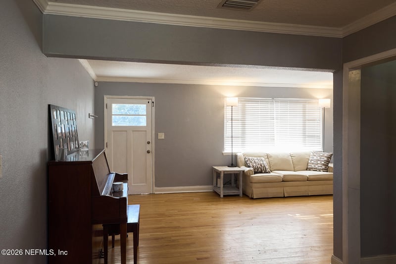 4639 Martingale Rd, Jacksonville, FL 32210