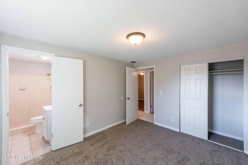 11605 Bayou Rd, Jacksonville, FL 32246