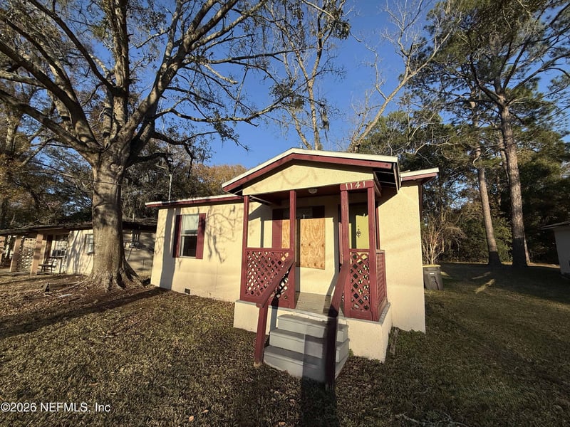 1141 Lakeshore Blvd, Jacksonville, FL 32205