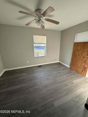 1141 Lakeshore Blvd, Jacksonville, FL 32205