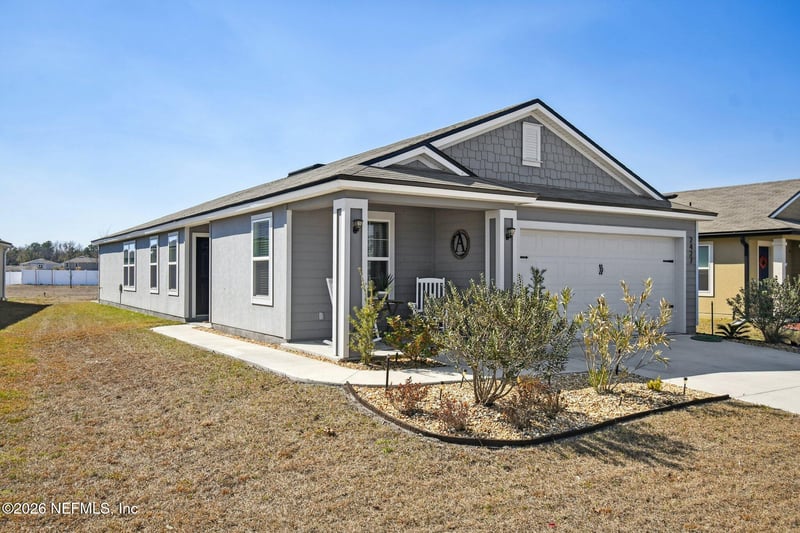 2427 Falling Star Ln, Green Cove Springs, FL 32043