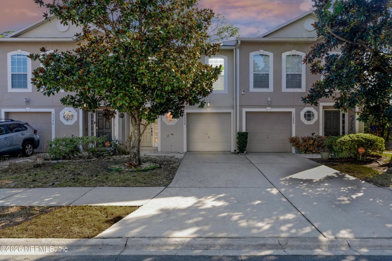 11798 Lake Bend Cir, Jacksonville, FL 32218