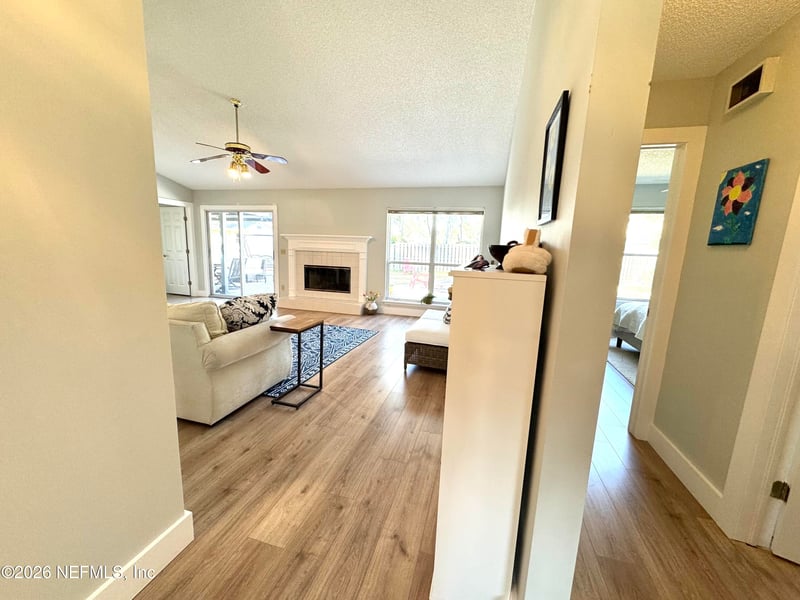 421 Chicopee Ct, Jacksonville, FL 32259