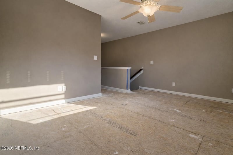 217 Amber Ridge Rd, Jacksonville, FL 32218