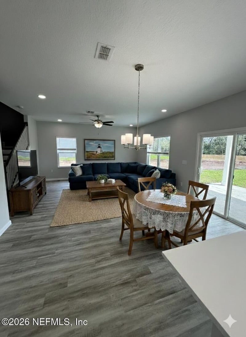 8670 Crystalline Ln, Jacksonville, FL 32221