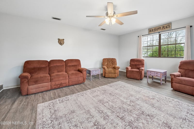 1576 216 St, Lawtey, FL 32058