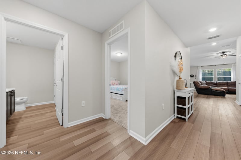 589 Wild Rose Ln, Jacksonville, FL 32218