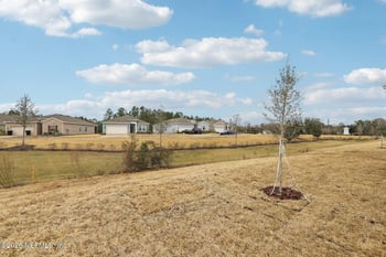 7430 Everett Forest Dr, Jacksonville, FL 32219