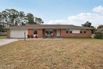 9190 Tottenham Ct, Jacksonville, FL 32257