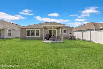 7657 Sunnydale Ln, Jacksonville, FL 32256