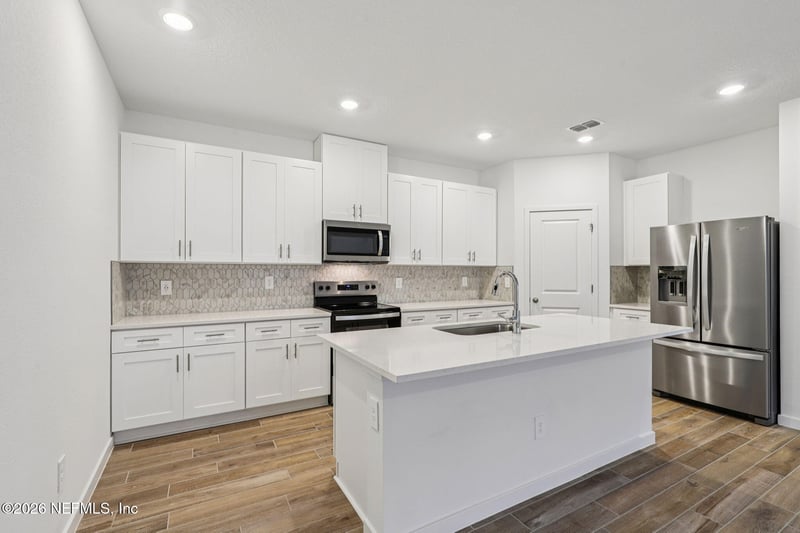 64 Ararat Dr, Palm Coast, FL 32137