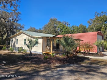 317 Fern St, San Mateo, FL 32187