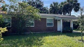 435 Whiting Ln, Atlantic Beach, FL 32233