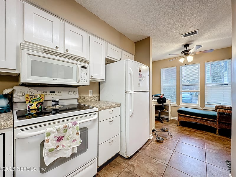 5615 San Juan Ave #104, Jacksonville, FL 32210