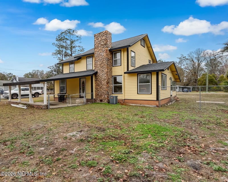 172 Mciver Ave, Macclenny, FL 32063