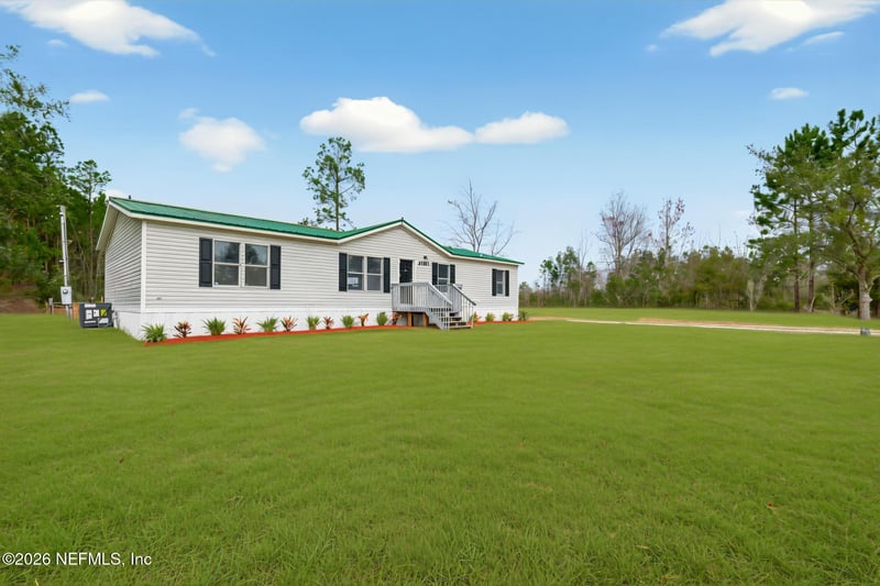 28121 Jackson Trl, Hilliard, FL 32046