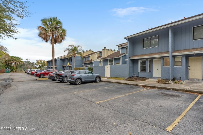 3517 Peeler Rd #17, Jacksonville, FL 32277