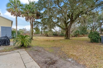 3517 Peeler Rd #17, Jacksonville, FL 32277