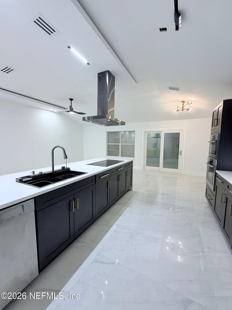 424 Casheros Cove Dr, Jacksonville, FL 32225