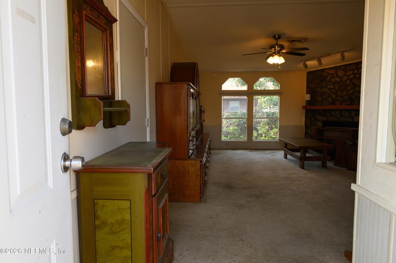 8215 Lenox Ave, Jacksonville, FL 32221