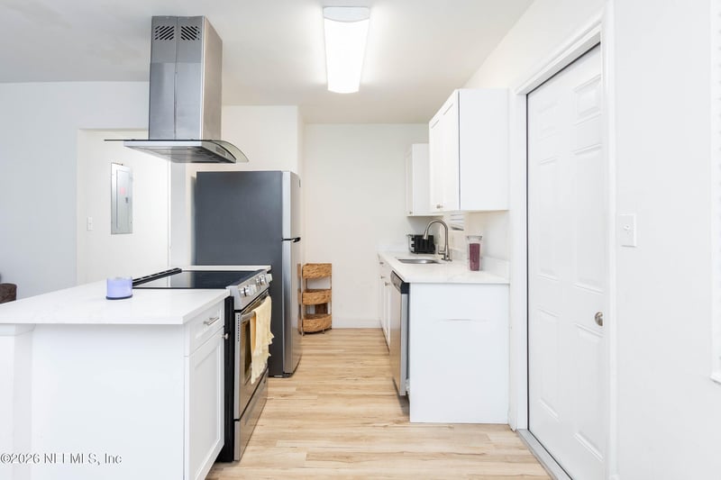 7303 Sandhurst Rd, Jacksonville, FL 32277