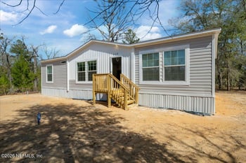 112 Highland Dr, Hawthorne, FL 32640