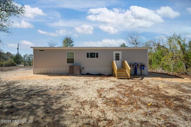 112 Highland Dr, Hawthorne, FL 32640