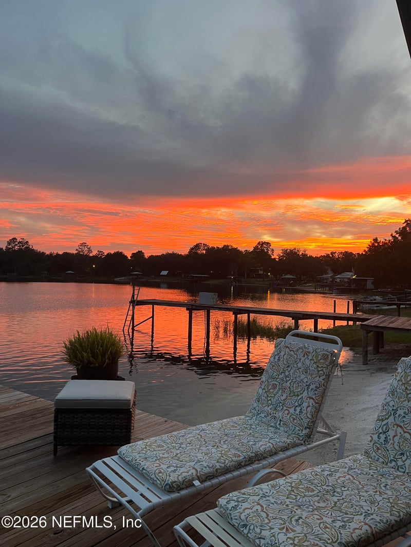 107 Church Lake Dr, Interlachen, FL 32148