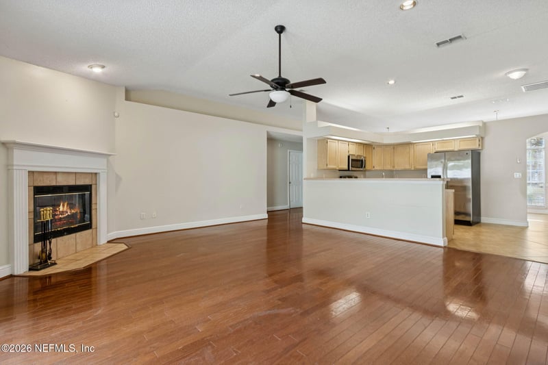 269 Clover Ct, St Johns, FL 32259