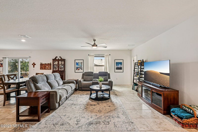 169 Bird Of Paradise Dr, Palm Coast, FL 32137