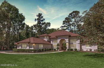 2676 Country Side Dr, Fleming Island, FL 32003