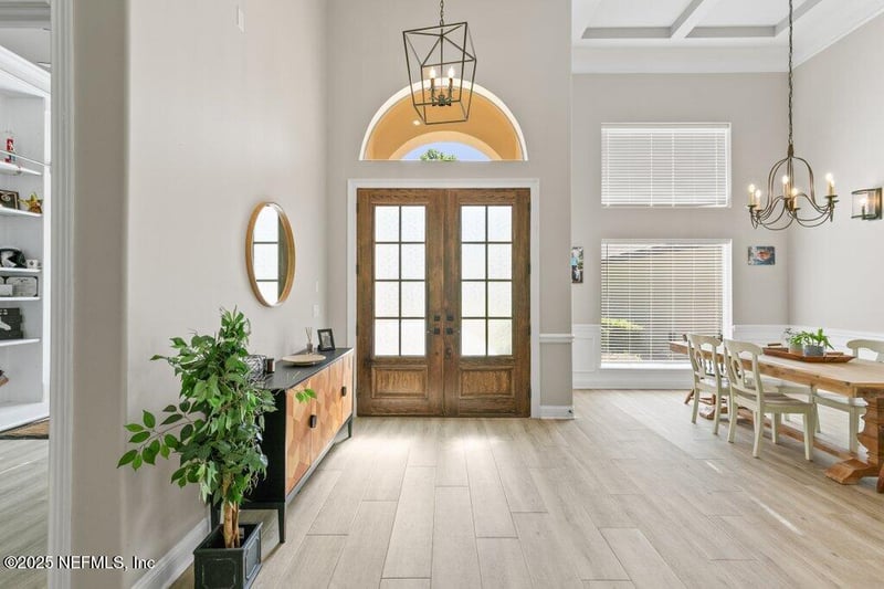 2676 Country Side Dr, Fleming Island, FL 32003