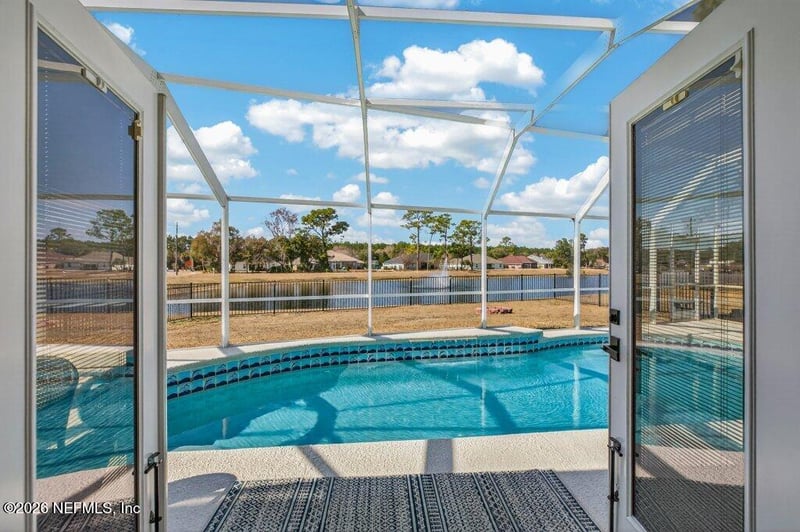 15726 Northside Dr, Jacksonville, FL 32218