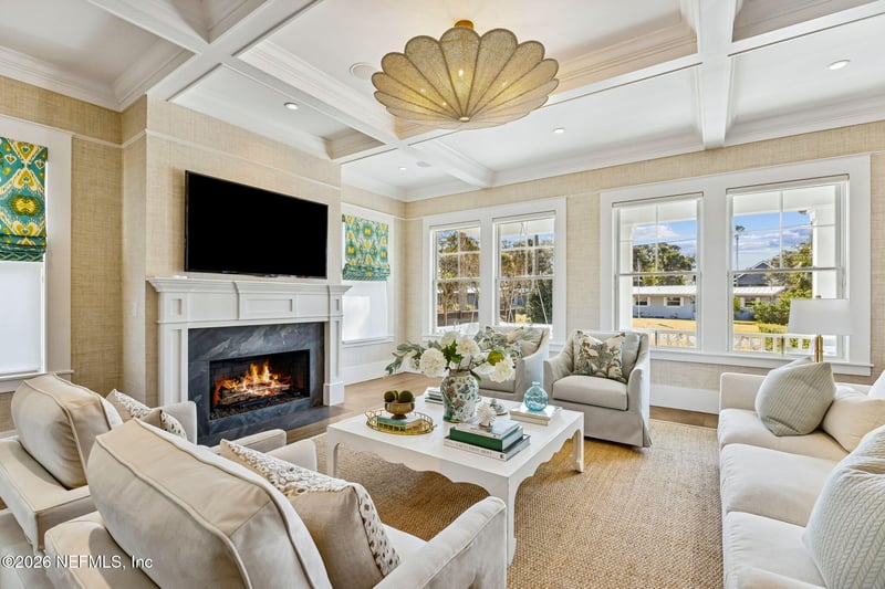 357 12th St, Atlantic Beach, FL 32233