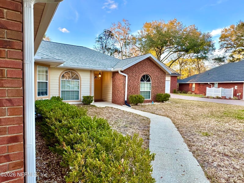 421 Chicopee Ct, Jacksonville, FL 32259