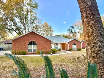 421 Chicopee Ct, Jacksonville, FL 32259
